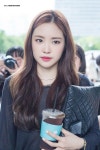 170714 뮤직뱅크 출퇴근길 손나은 직찍 By.6412 | 헤어스타일, 연예인, 블랙핑크