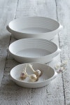 ceramic, plate에 있는 핀