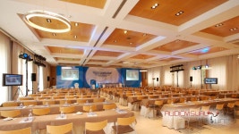 HOTEL-종합에 있는 핀