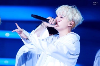 #슈가 #SUGA #민윤기 | Yoongi, Min yoongi bts, Min yoongi