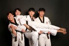 #Friends #GroupPhoto #Korean #Photography #우정촬영 #우정사진 #일생청춘 | 패션, 결혼 사진, 패션 스튜디오