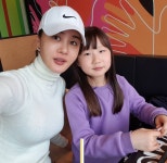 김미연 #고모 #태연#어린이 #girl#9살 #초등학생 #koreafood #둠벙추어탕 #천안둠벙추어탕 #먹스타 #먹방 #바이올린 … | Hard hat