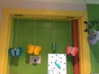 하늘별어린이집: 만2세 새학기 봄환경구성 - 2020 | 나비 모빌, 꾸미기, 블로그