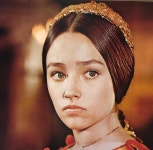 ROMEO AND JULIET SEXY PORTRAIT PHOTO OF OLIVIA HUSSEY AS JULIET | 로미오와 줄리엣, 배우