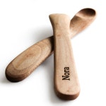 신창공예우드토픽 | made, hand-finished Hard Maple and Cherry wood spoons are the perfect fit! Manufactured in a small shop in Br… | 공예, 나무