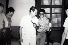 이소룡.황풍 감독 | Bruce lee, Bruce lee family, Bruce lee photos
