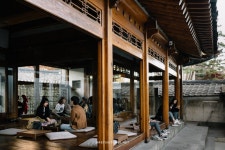 Seoul Cafe | Cafe Onion Anguk • 어니언 안국 — Greysuitcase in 2023 | Seoul cafe, Bukchon hanok village, Ginger cafe