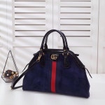 G0302 구찌 . . 사이즈 - 39*25*11 카톡:nyseller    #에르메스가방#샤넬가방#샤넬코코핸들#프라다가방#버버리가방#발렌티노가방#미우미우가방... 