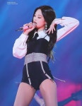 애정이 꽃 피던 시절님이 BLACKPINK_JENNIE에 올린 아이디어 | 패션, 무대 의상, 여성 패션