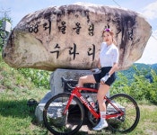 📷 @gangbyeon 👍🏻 @bmcseoul  @bmckoreainsta  @ride_bmc  #bmc #bmcslr01 #비엠씨 #bmcbikes #bmcteammachine  @adeyewearkorea... 