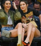 Bella Hadid | 여성 패션, 킴 카다시안, 패션