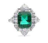 Paul Morelli - 1/2 Green emerald Moderne ring | 에메랄드 반지, 보석, 에메랄드