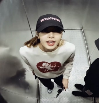 #블랙핑크리사 블랙핑크 리사 #리사 #LISA #LALISA #MONEY #SHOONG trong 2023 | Nữ thần
