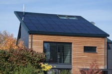 모던스타일 주택 by sigrun gerst architektur 모던 in 2020 | Outdoor decor, Solar panels, House