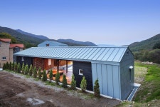 【광주 전원주택】 잣나무 숲을 짊어진, 부메랑 負메廊 : 네이버 포스트 - 2020 | 집 외관 디자인, 건축, 건축 디자인