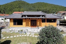 [BY 전원주택라이프] 언제부터인가 힐링이라는 말을 자주 듣는다. 현대인의 삶이 얼마나 고단하면 ‘쉼’이... | 작은 집, 집