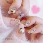 네일탐이나 Shin tamina (신탐이나) on Instagram: “_ #유리오너먼트네일❤ . . . . . . . @nailtam2na 의 디자인을 샵에서 또는 제품의... 