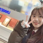 Naeun에 있는 My purple님의 핀 | 연예인, 소녀, 헤어스타일