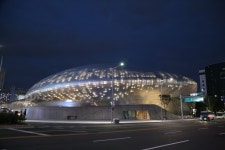 Dongdaemun Design Plaza (동대문디자인플라자(DDP) Seoul,korea  동대문디자인플라자의 야경,,,판타지아,,,  동대문 플라자... 