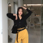 요즘 가로수 많이오네요히히 날씨가 좋아서 그릉가~~~❤️ 🎶🎶어제 공원코디 뒤에포인트 되어있는티!! 업뎃되었으니 구경가보세요❤️