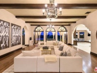 9 Beverly Ridge Ter, Beverly Hills, CA 90210 | MLS #18412412 | Zillow | Beverly hills houses, Beverly hills, Renting a house