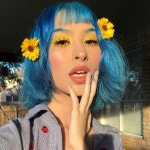 on Instagram: “These flowers did NOT wanna stay in my hair yall LOL Foundation is @itcosmetics CC+ … | 스타일, 메이크업