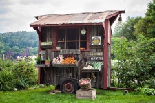 The cutest farmstand ever. | 농장