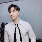 김태우 92/5/24 :D di Instagram 샤쓰