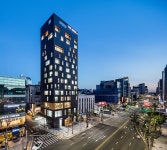 The Book Company HQ - N.E.E.D. Architecture | 정면 건축, 건축, 빌딩