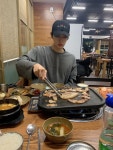 GOLDEN CHILD on Twitter: 삼겹살 구워주는 착한사람 #영테크놀러지 from.🍞…  in 2020 | Golden child, Children, Eat