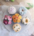 Pin by 크리스탈 on 요리 | Flower cake, Dessert decoration, Painted cakes