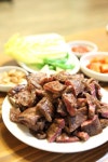 충남 예산의 자랑, 참숯의 향이 묻어난 노릇노릇 갈비구이 | Corea, Corea del sur, Gastronomia