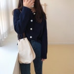 매니모어 on Instagram: “네이비 사랑💙 . . . . . #매니모어#데일리룩#옷가게#ootd#dailylook#마켓#블로그마켓#쇼핑몰#코디#코디북...