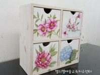 [포크아트/인테리어소품]원목 4칸서랍-수강생작품 : 네이버 블로그 | 원목, 상자 꾸미기, 인테리어 소품