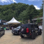 자주 오는 #505캠핑장 올해는 더 좋아졌네👍👍 . . . #jeeplife #camping #대전수영장펜션 #대전캠핑 #일상 | Antique cars, Camping