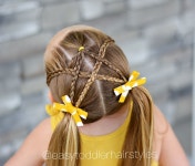 Side Dutch lace braids, split middle braid all crossed into high pigtails. I feel like we do low pig... #yooying | 예쁜 머리, 머리