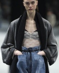 Anyone knows who is the designer of this fashion show? | 패션