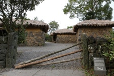 추사 김정희라 하면 다들 잘 아시지요? 조선 말기 명필로 많은 서화를 남기고 금석학자이면서 실학자이기도...