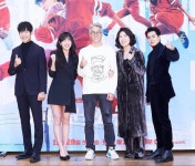 Uncanny Counter | 경이로운 소문 (Press Conference)