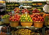 Retail VM | Produce Display | Supermarket Design | Dean and Deluca | 과일 가게, 과일, 제품 디자인