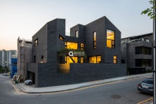 나비잠 - Durastack - 2021 | 벽돌, 사진