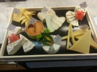 ♡ fromage ♡ cheese ♡ Käse ♡ formatge ♡ 奶酪... queijo ♡ сыр ♡ s… | Plateau de fromage, Fromage cheese, Fromage