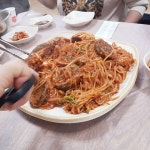 매운 해물찜 먹을땐 좋았으나 어디에 불나는중ㅠ  #해물찜 #매운해물찜 #매워요ㅠ #올만매운음식 #눈물찔끔 #후폭풍을생각못했네 | 식품 아이디어... 