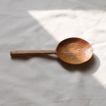 Instagram의 作我島님: “. . #woodcarving #woodworking #woodenspoon #woodencutlery #woodcraft #handcraft #craft #spooncarving... 