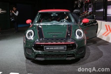 동아오토 포토슬라이드 | 비즈