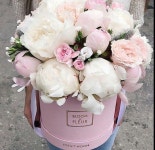 Flowers and gardening에 있는 Jenn님의 핀 | 꽃 상자, 꽃장식, 꽃꽂이