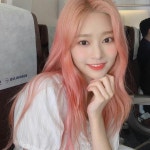 IZ*ONE에 있는 *-;Oh~Jimin ssi;-*님의 핀 | 긴머리 스타일, 연예인, 긴 머리