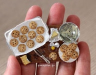 tiny mini things - miniature chocolate chip cookies set #miniaturefood #miniaturebakedgoods | 미니어처, 폴리머 클레이