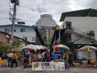 4월 26일부터 봉화구시장을 시작으로 매주금요일 개최.   봉화군(군수 엄태항) 봉화상설시장 상인회와 내성상우회, 청년상운회 주관으로 4월... 