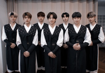 @𝒃𝒂𝒃𝒙𝒏𝒂𝒏𝒂 | Happy lunar new year, New year greetings, Lunar new
